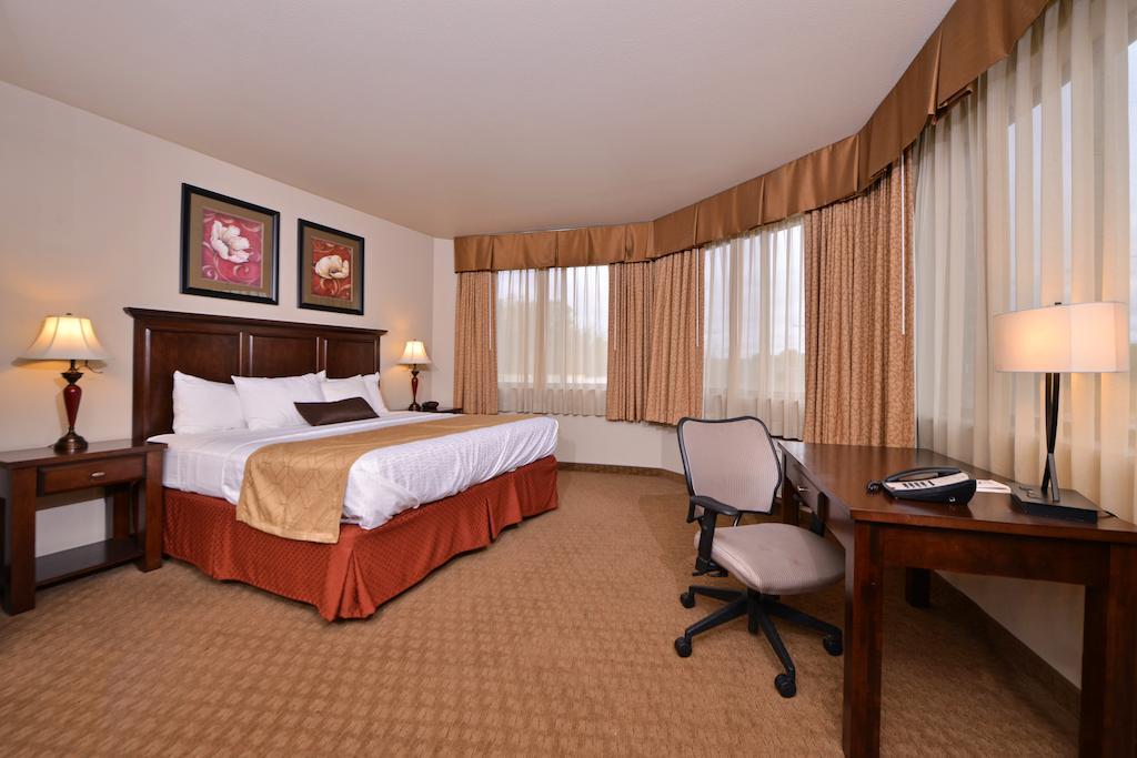 Radisson Hotel River Falls Room photo